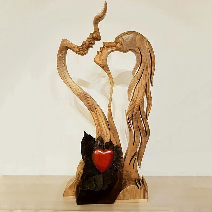 Houten Standbeeld - Liefdevolle Huis Decoratie!