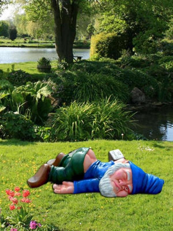 HILARISCHE DRONKEN TUINKABOUTER
