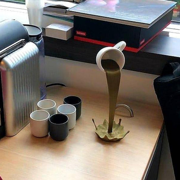 Zwevende Koffie Mok Decoratie